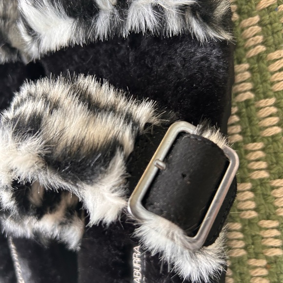 Kookaburra Zebra Slipper size 8 - Picture 3 of 4